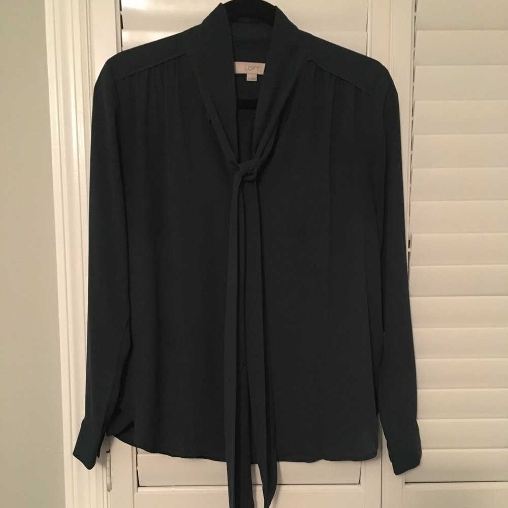 Loft blouse! 🥰